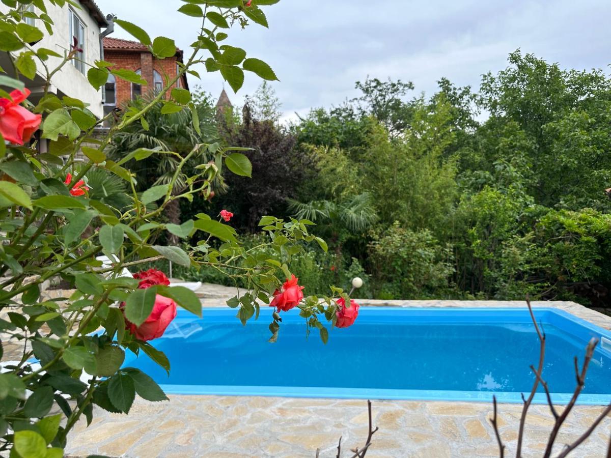 Mate Guesthouse Sighnaghi Bagian luar foto